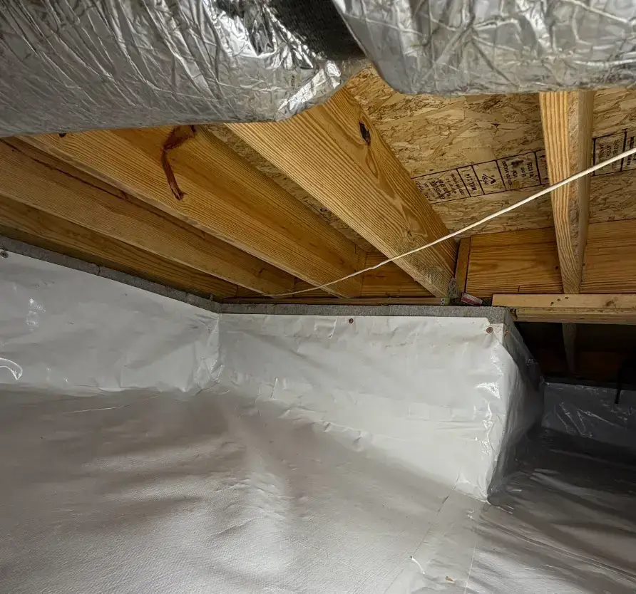 crawl-space-encapsulation-tn-3-close-up-work